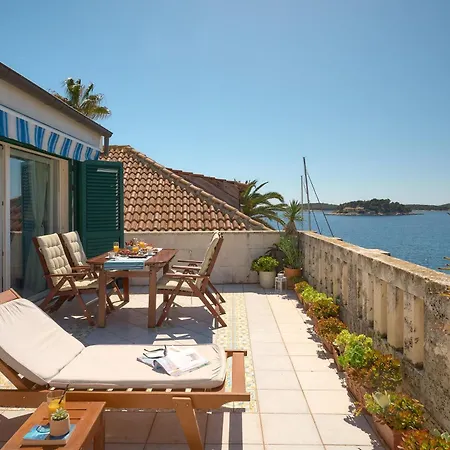 Hvar Lejlighed